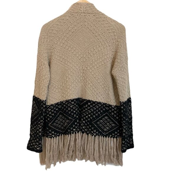 BCBGMAXAZRIA Eliana Knit Jacquard Fringe Cardigan Oversized Colorblock REVOLVE - Picture 14 of 16